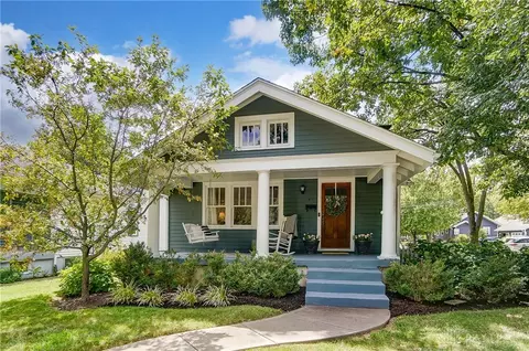 400 Hadley Ave, Oakwood, OH 45419