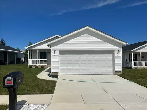 435 Kalynn Cir #26, Fairborn, OH 45324