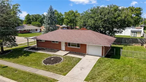 4811 Rittenhouse Dr, Dayton, OH 45424