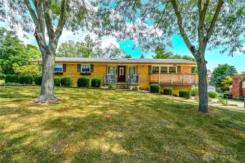 2580 Mardella Dr, Dayton, OH 45434