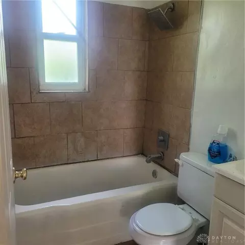 Bath - 2350 Rustic Rd, Dayton, OH 45406 photo 1 of 1