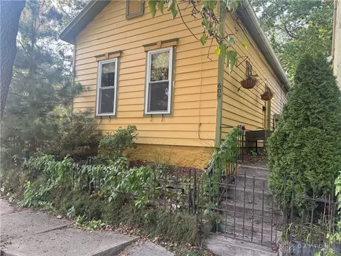 609 Hickory St, Dayton, OH 45410