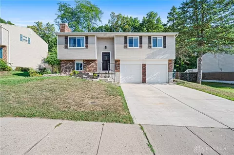 2009 Munich Ave, Dayton, OH 45439