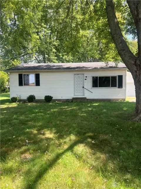 922 Ontario Trl, Jamestown, OH 45335