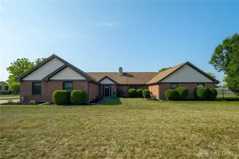 2479 N Tulane Dr, Dayton, OH 45431