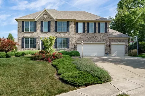 477 Stolle Dr, Springboro, OH 45066