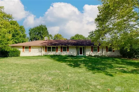 7780 John Elwood Dr, Dayton, OH 45459
