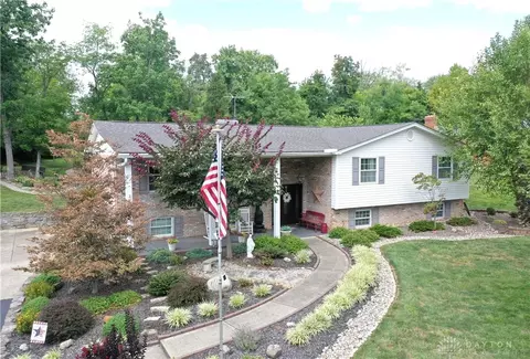 9649 Placid Dr, West Chester, OH 45241