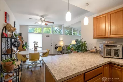 280 Gramercy Dr, Riverside, OH 45431 photo 9
