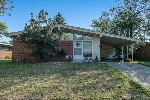 280 Gramercy Dr, Riverside, OH 45431