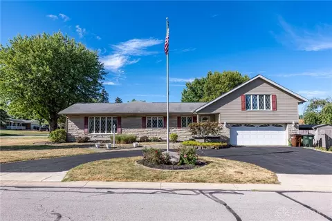 7440 Elin Ct, Dayton, OH 45415