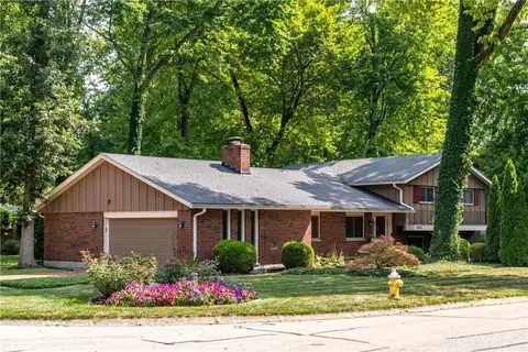 2425 Westlawn Dr, Dayton, OH 45440