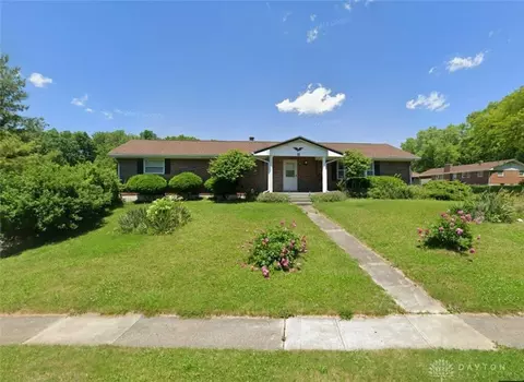 11 W Routzong Dr, Fairborn, OH 45324