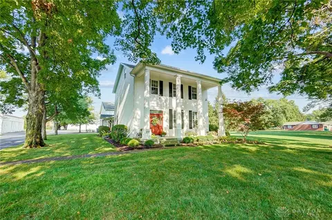 2754 Factory Rd, Springboro, OH 45066