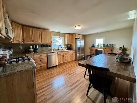 5451 Beard Rd, Springfield, OH 45502 photo 2