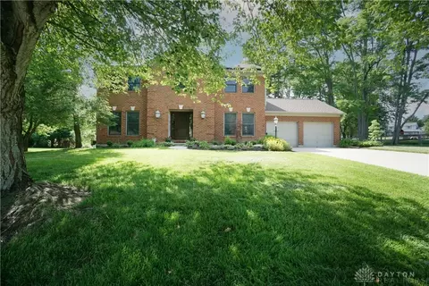 6365 Pawnee Rd, Miami Township, OH 45140