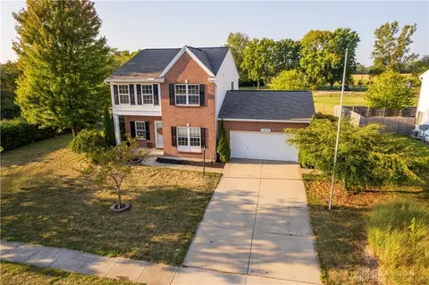 1975 Springwood Dr, Piqua, OH 45356