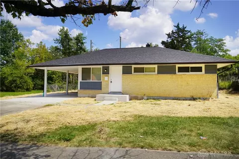 8746 Desoto Dr, Springfield, OH 45231