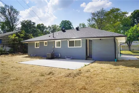 8746 Desoto Dr, Springfield, OH 45231 photo 14