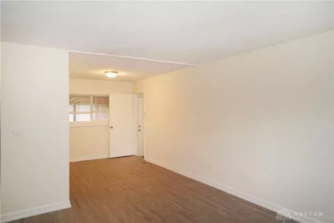 8848 Grenada Dr, Cincinnati, OH 45231 photo 3