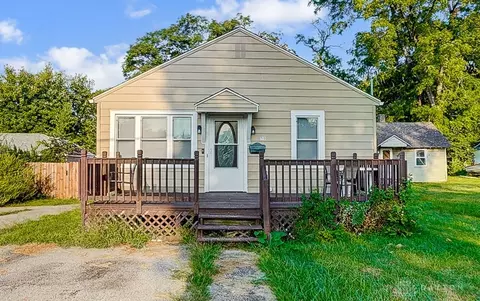715 N 11th St, Miamisburg, OH 45342