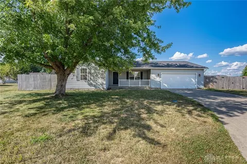 759 Ash Ct, Jamestown, OH 45335