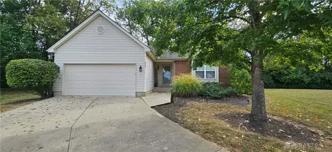 849 Round Hill Ct, Lebanon, OH 45036