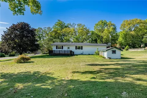 Exterior - 5776 Decker Rd, Franklin, OH 45005 photo 4 of 8