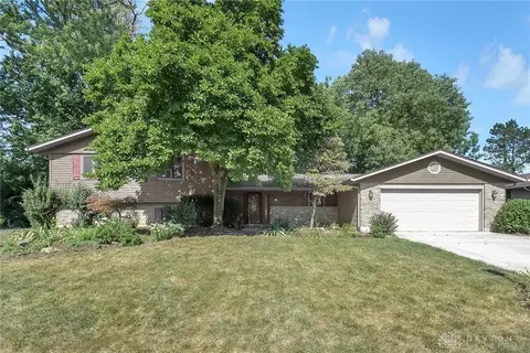 7985 Southbury Dr, Dayton, OH 45458