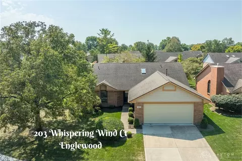 203 Whispering Wind Ct, Englewood, OH 45322