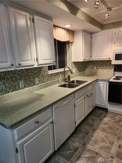 1153 Vester Ave, Springfield, OH 45503 photo 7