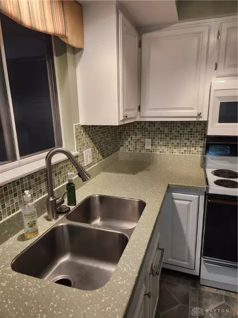 1153 Vester Ave, Springfield, OH 45503 photo 8