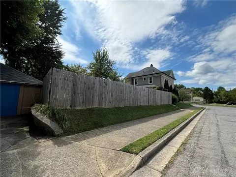 954 Selma Rd, Springfield, OH 45505 photo 3