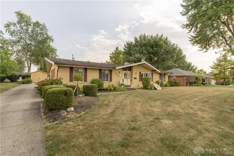 227 E Pinehurst St, Sidney, OH 45365