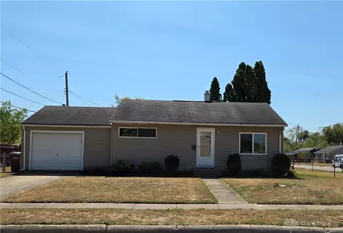 104 Diana Ln, Fairborn, OH 45324