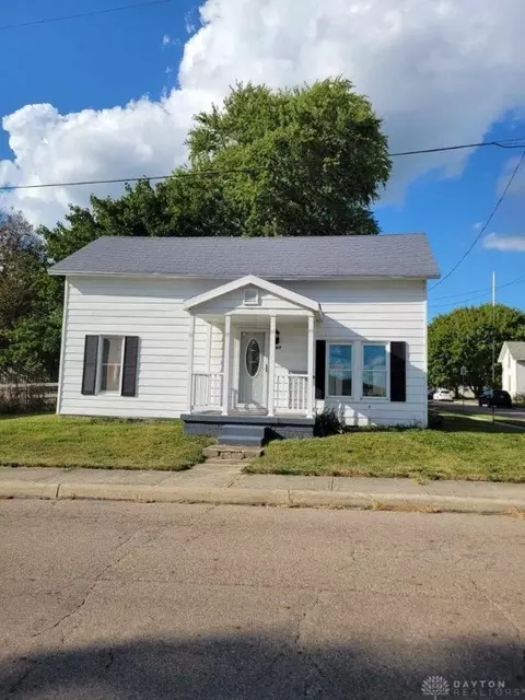 207 Cross St, Casstown, OH 45312