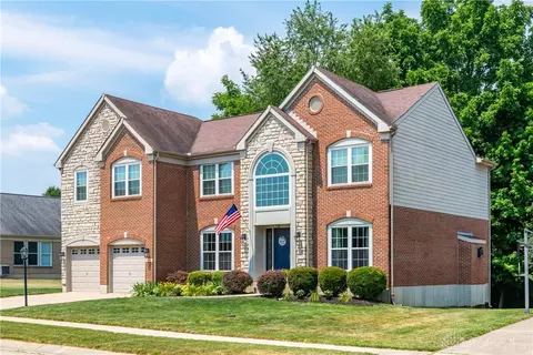1923 Bellbrook Woods Ct, Bellbrook, OH 45305