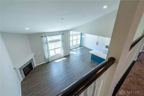 Entry Way - 1525 Eagle Ct, Maineville, OH 45039 photo 11 of 14