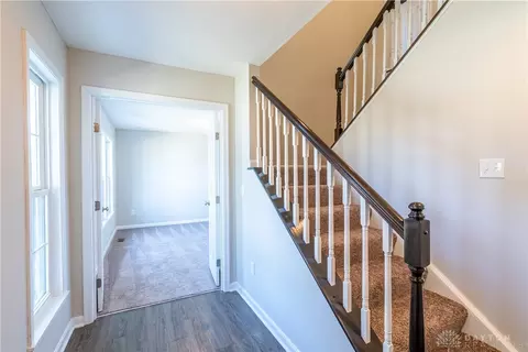 Entry Way - 1525 Eagle Ct, Maineville, OH 45039 photo 7 of 14