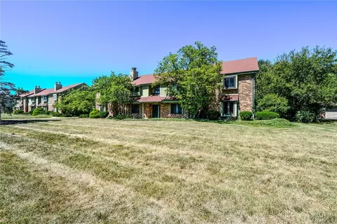 1035 Beryl Trl, Centerville, OH 45459 photo 2