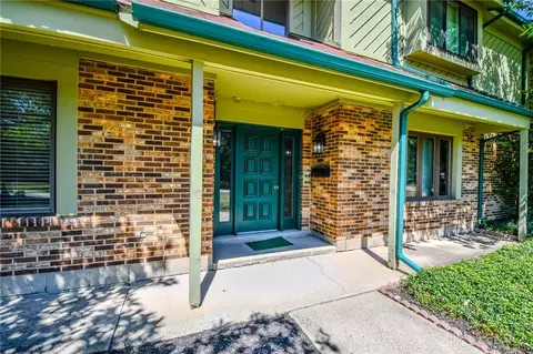 1035 Beryl Trl, Centerville, OH 45459 photo 4