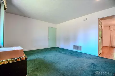 1035 Beryl Trl, Centerville, OH 45459 photo 8