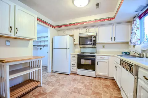 1035 Beryl Trl, Centerville, OH 45459 photo 13