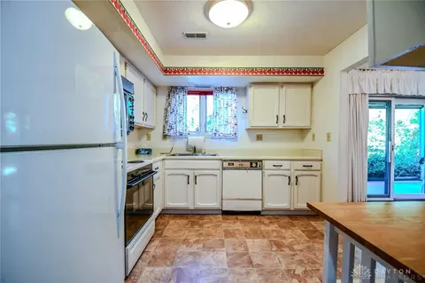 1035 Beryl Trl, Centerville, OH 45459 photo 14