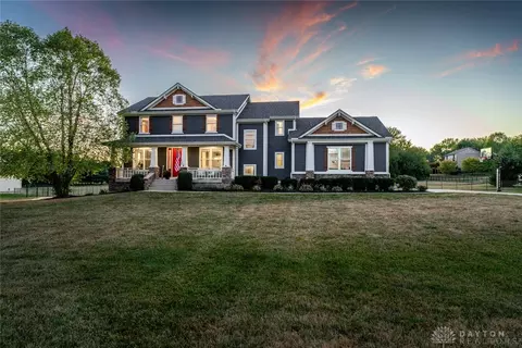 8547 Twin Creek Dr, Waynesville, OH 45068
