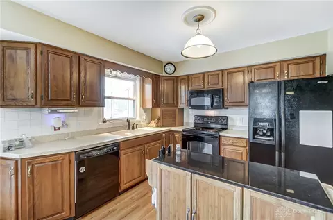 6015 E Decker Rd, Franklin, OH 45005 photo 12