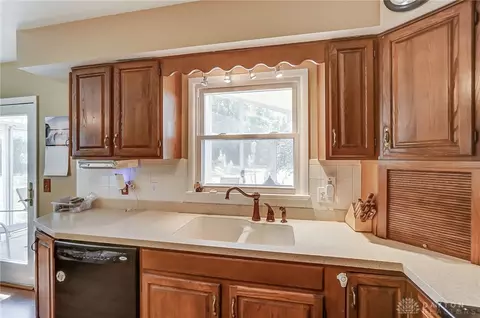 6015 E Decker Rd, Franklin, OH 45005 photo 13