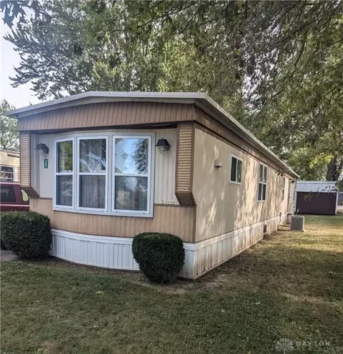 35 Nottingham, Greenville, OH 45331