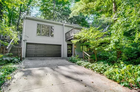 4191 River Ridge Rd, Dayton, OH 45415