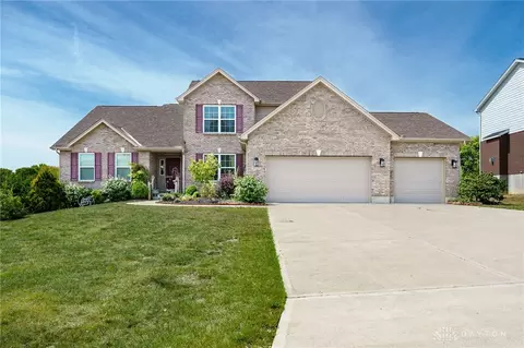 1527 Meadow View Ln, Lebanon, OH 45036